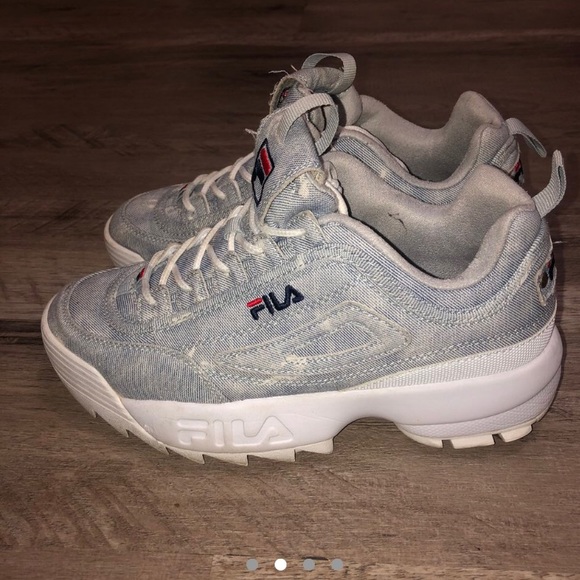 Denim Fila Disruptors - Picture 2 of 4